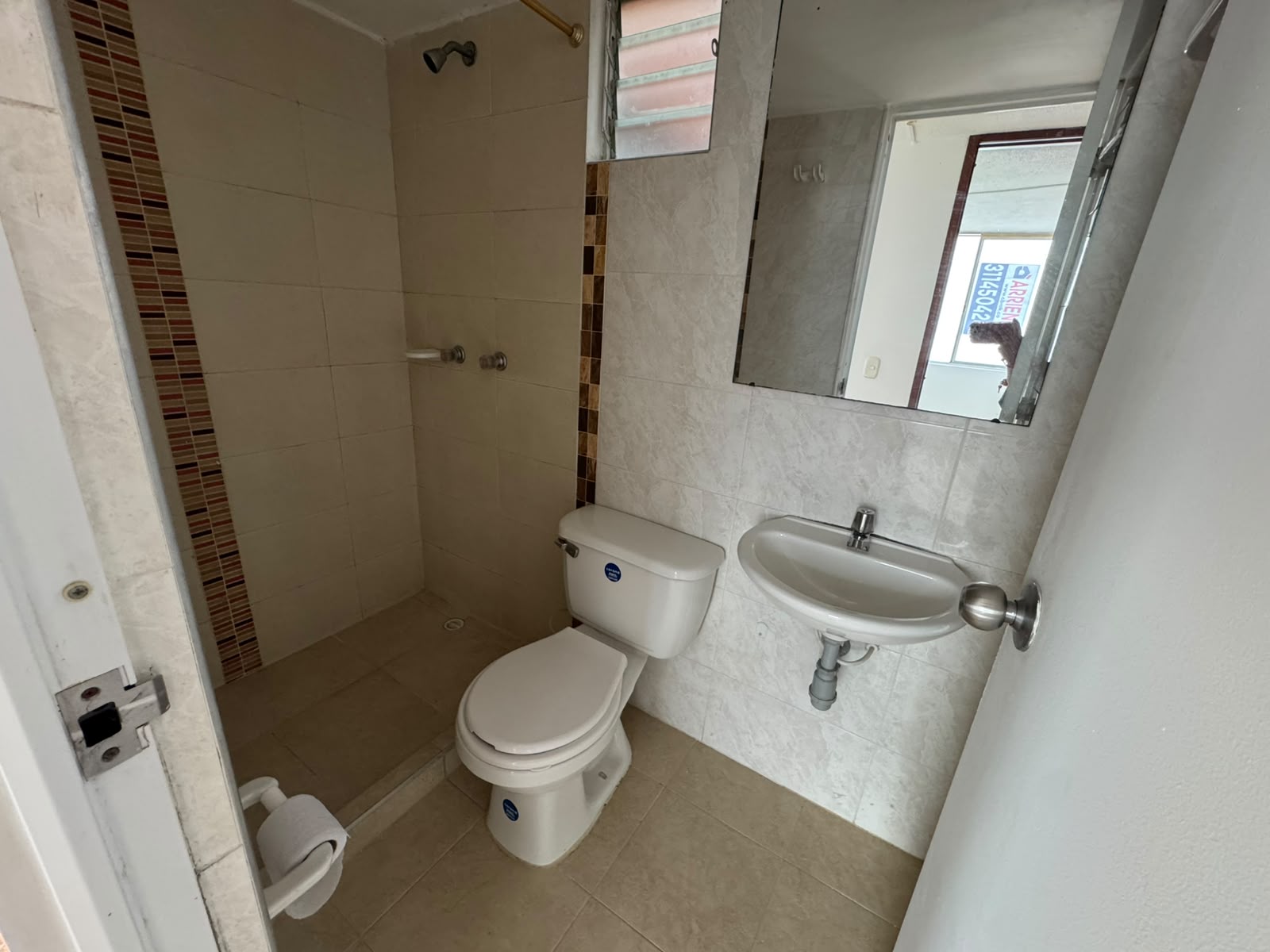 SE ARRIENDA APARTAMENTO EN  CONJUNTO AZAHAR CIUDAD VERDE