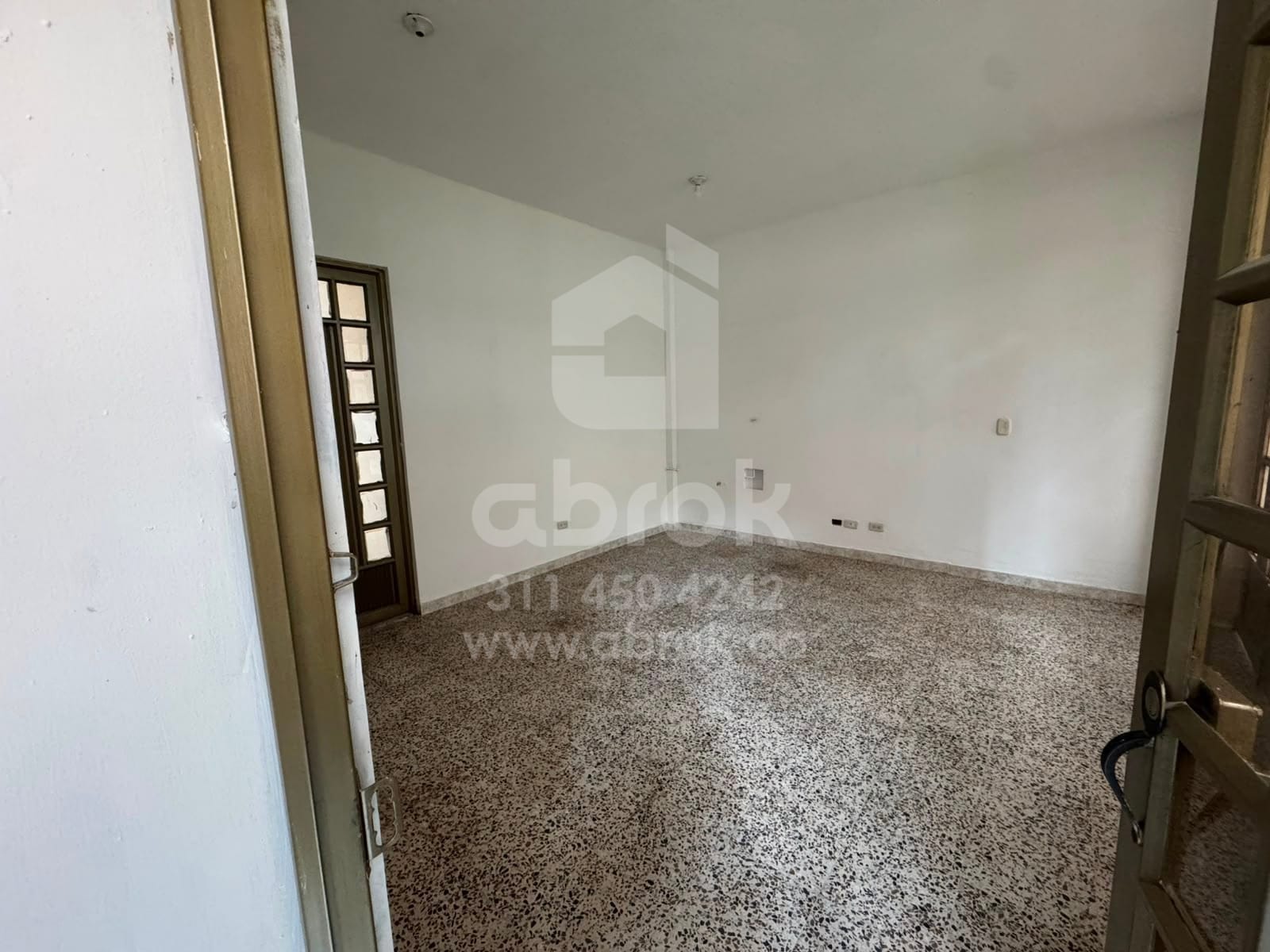 CASA EN VENTA EN PATIO BONITO  BARRIO LAS BRISAS KENNEDY