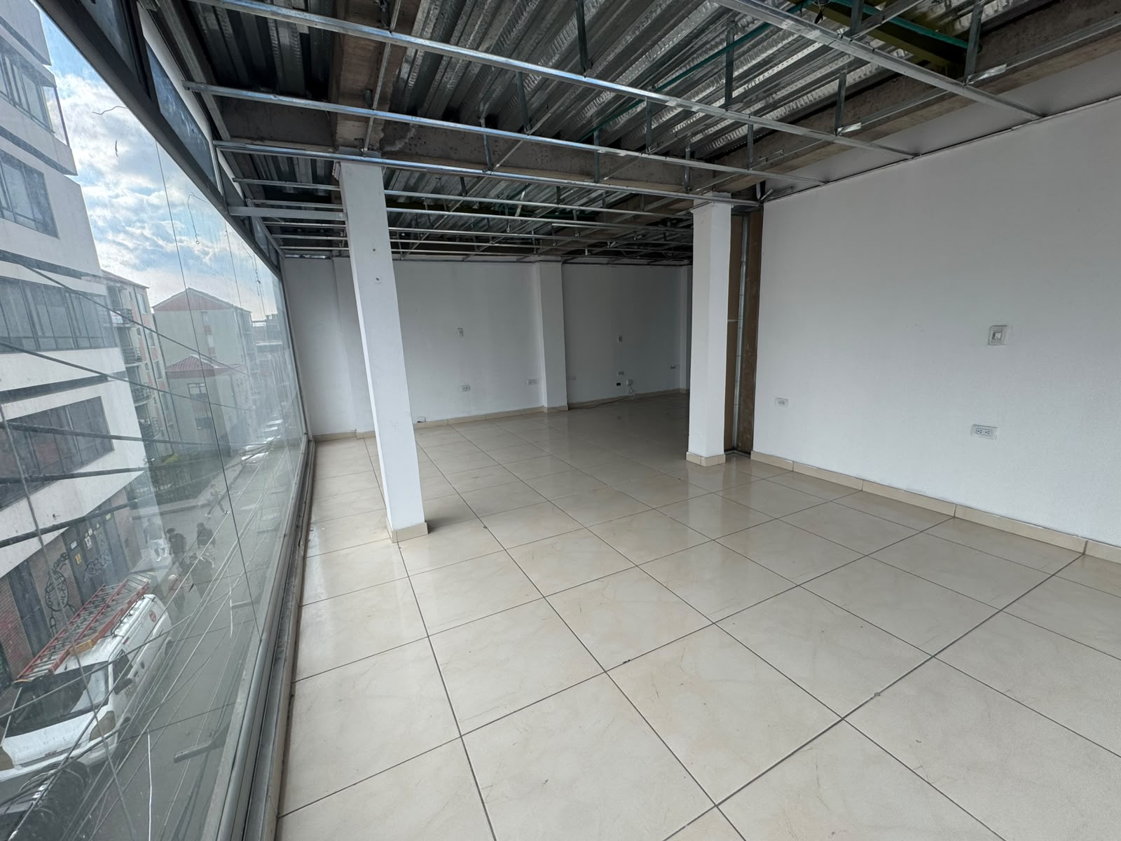 OPORTUNIDAD COMERCIAL LOCAL EN SOACHA TERREROS
