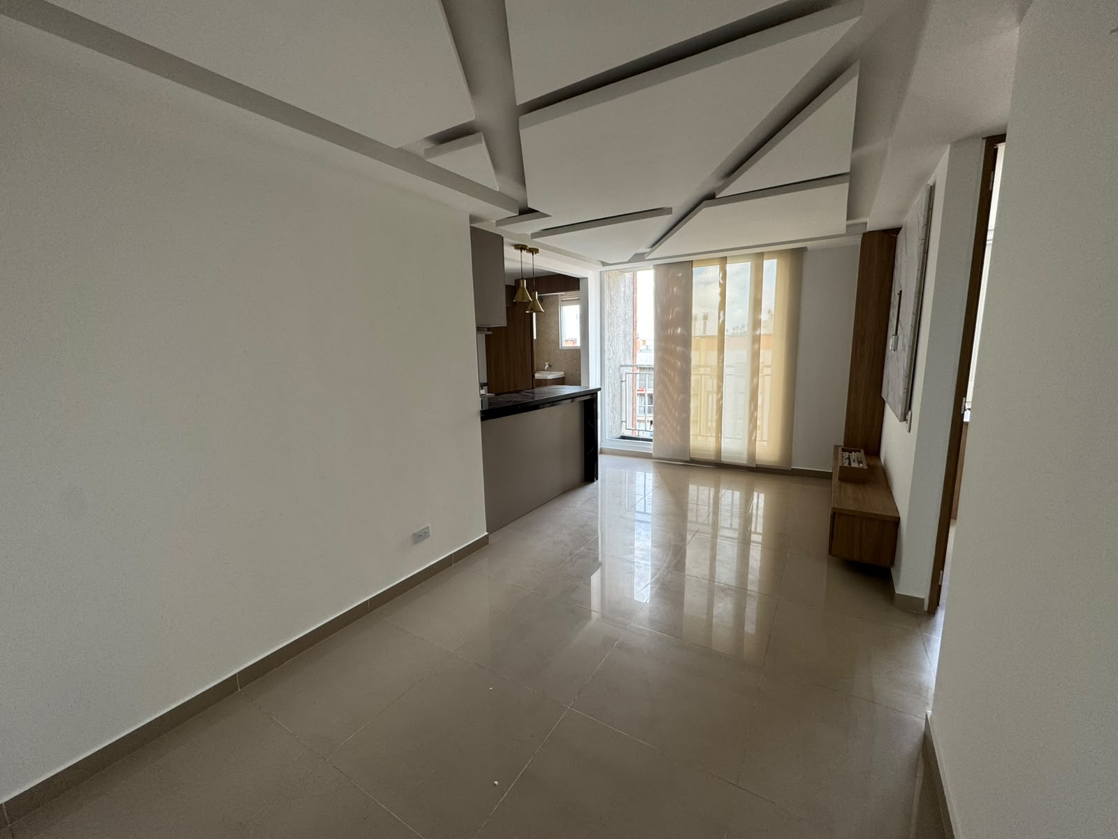 SENDEROS DE MADELENA 2 TORRE 2 APTO 1703