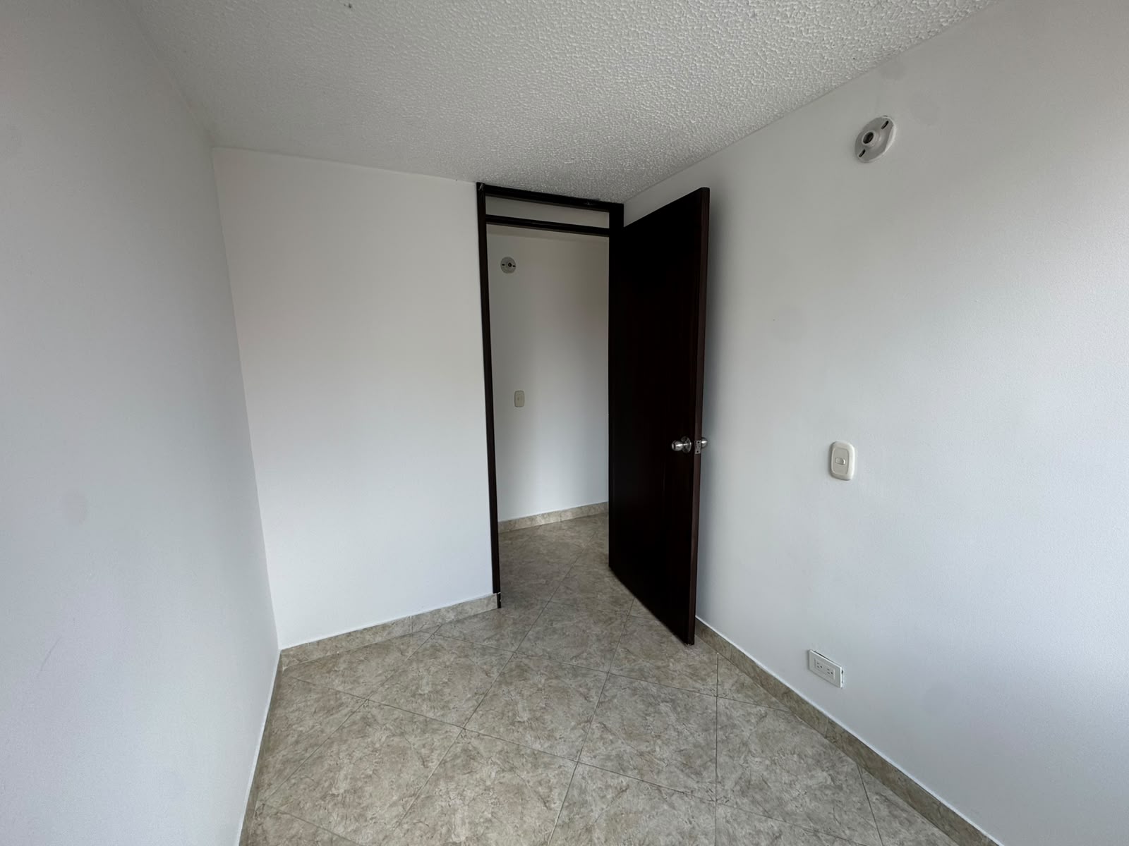 SE ARRIENDA APARTAMENTO CONJUNTO ABEDUL CIUDAD VERDE